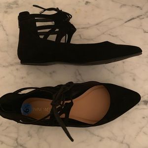 Nine West lace up flats NWOT